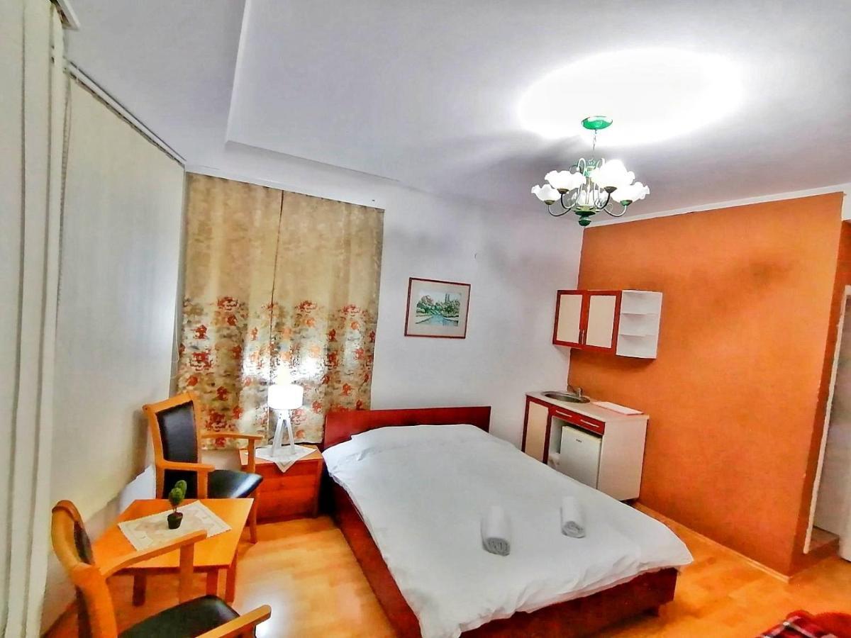 ***Vila Tose D. Kruševo Buitenkant foto